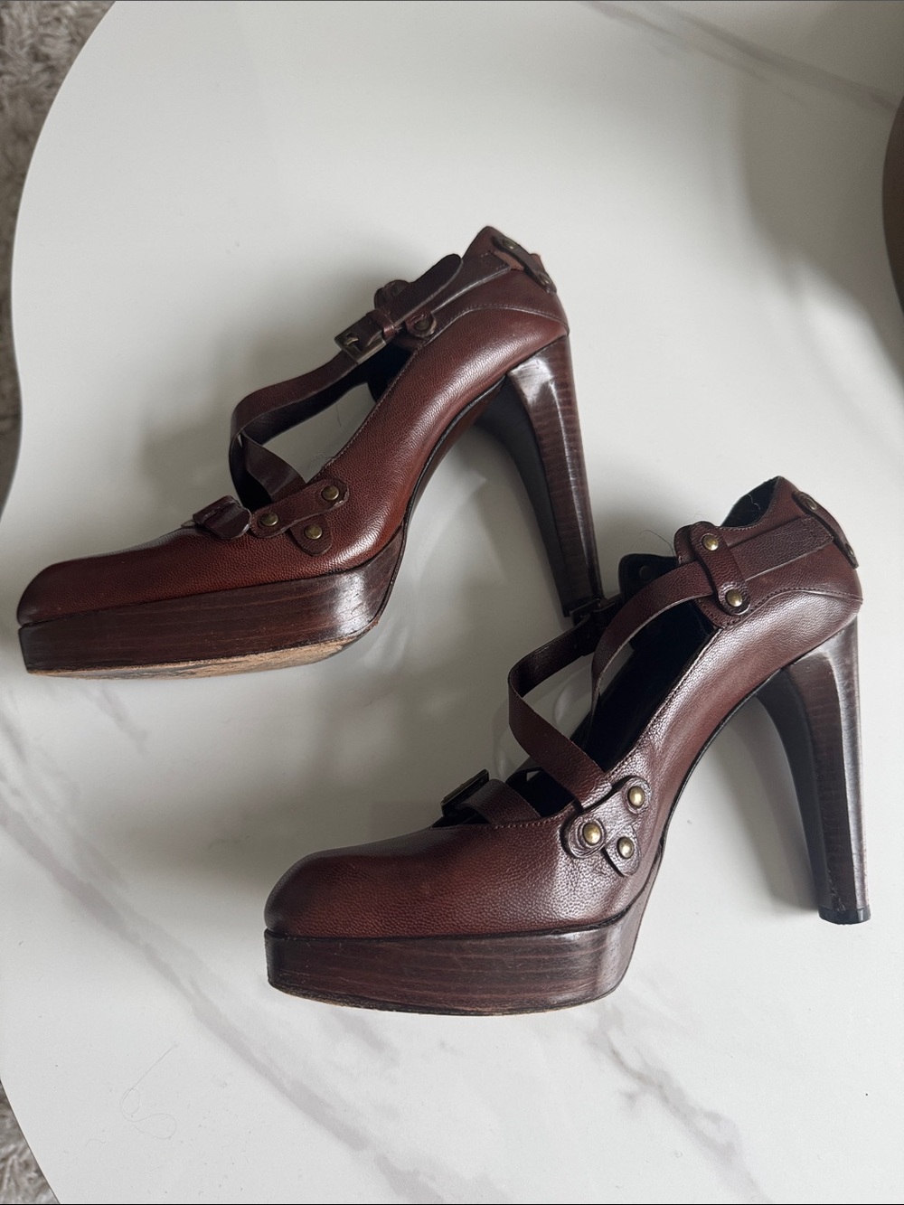 Stuart Weitzman Size 6 Stacked High Heel Pump in Dark Brown leather - Picture 7 of 8